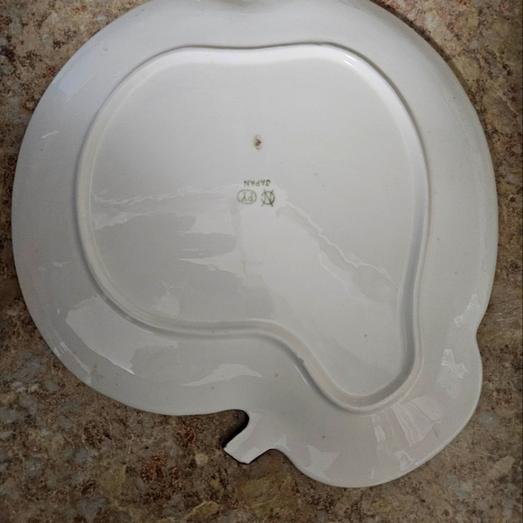 PY Anthropomorphic Lemon snack plate (2) and matching cup (1). - Picture 5 of 8